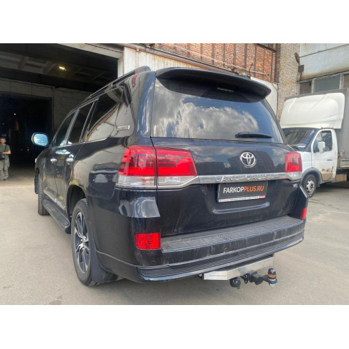 Фаркоп ТСС на Toyota Land Cruiser 200 Executive 2016- Арт. TCU00045