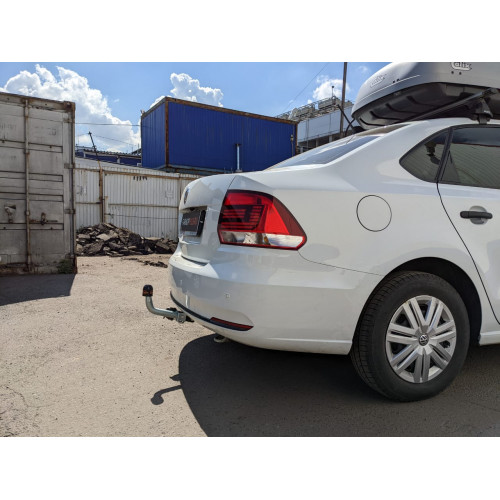 Фаркоп Motodor на Volkswagen Polo 2010–2020 Арт. 92702 (Оцинкованный шар)