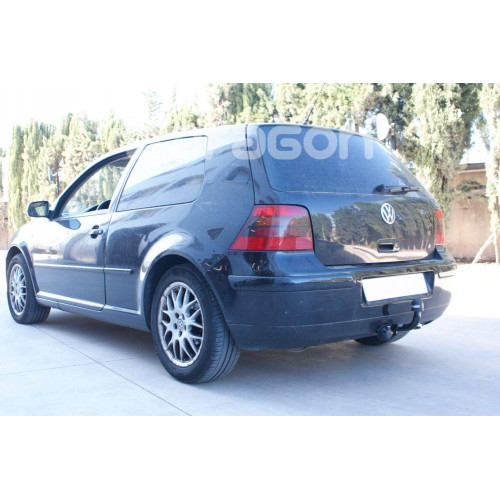 Фаркоп ARAGON на VOLKSWAGEN Golf 1998–2003  Арт. E0402AV 