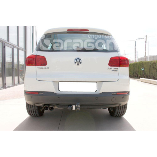 Фаркоп ARAGON на VOLKSWAGEN Tiguan 2007 - 2016  Арт. E6711BA 