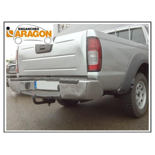Фаркоп ARAGON на NISSAN Navara 2005–2016  Арт. E4404BA 